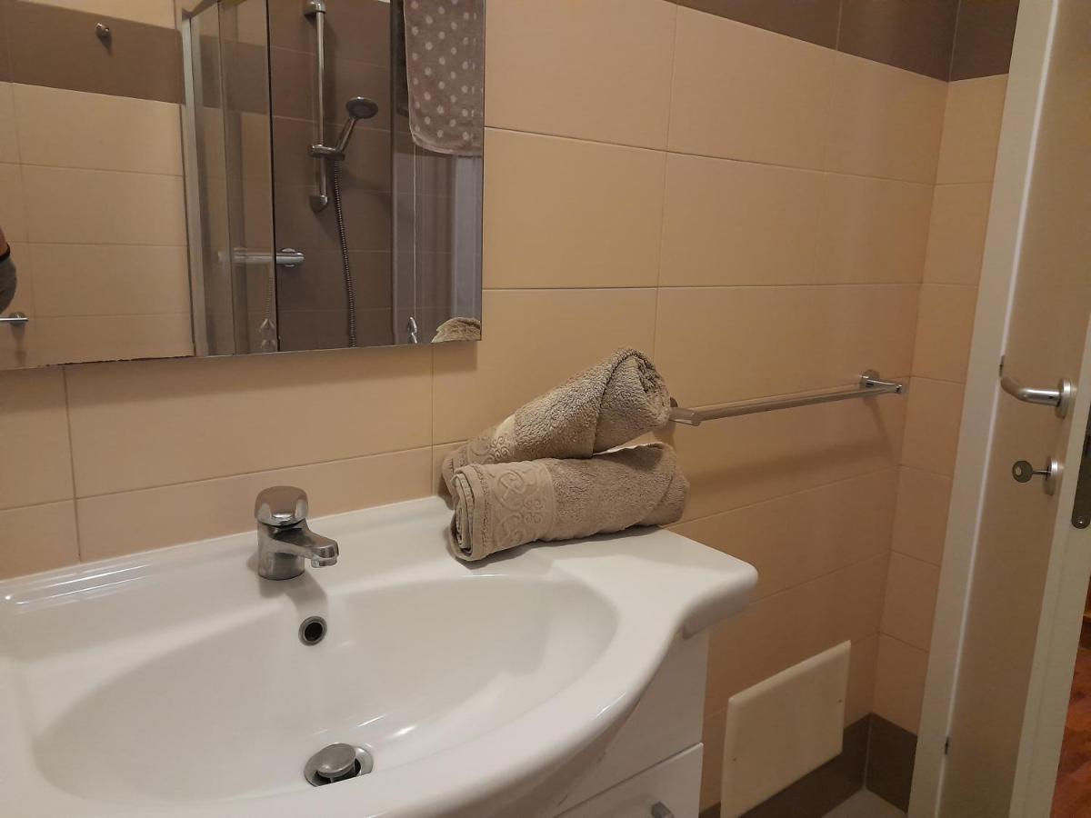Domus Flavia Apartment มานโตวา ภายนอก รูปภาพ