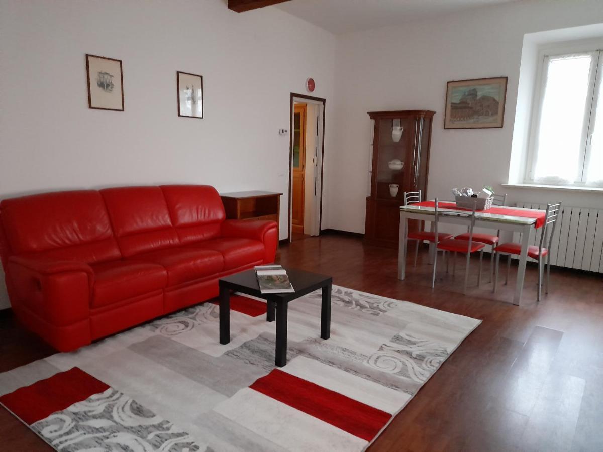 Domus Flavia Apartment มานโตวา ภายนอก รูปภาพ
